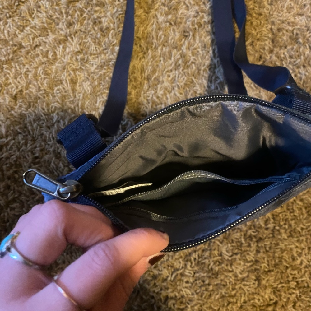 Eddie Bauer purse - Picture 6 of 6